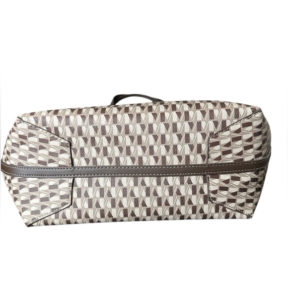 Mango Large shopper bag with printed logo - Picture 5 of 9